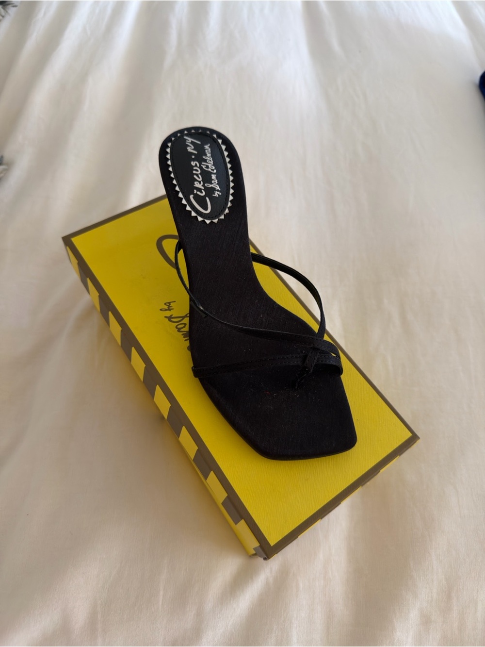 Brand New Circus Sam Edelman Strappy Kitten Heel 7.5